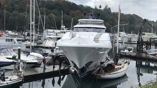 125-Foot Yacht Collides with Dock in Washington