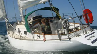 Risky Business: Teen to Carry on with Solo Circumnavigation