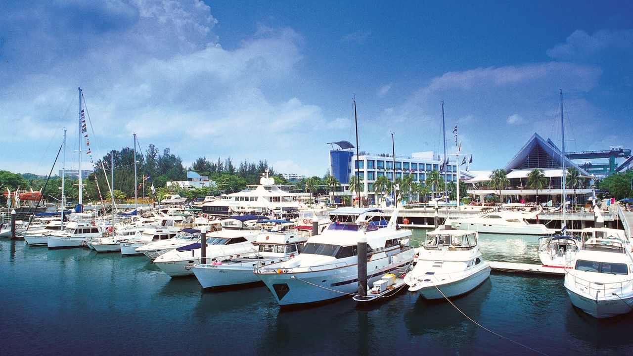 Republic of Singapore Yacht Club logo