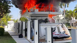 88-Foot Yacht Catches Fire in Fort Lauderdale