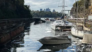 28-meter Motor Yacht Destroyed in Fire in Sydney
